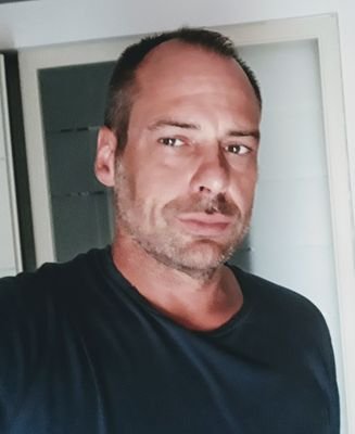 Emilian28749432's profile picture. 