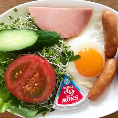 rikaoyam's profile picture. 家