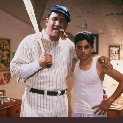 PauliePropz's profile picture. 🚦green light is always on 💸 flies free