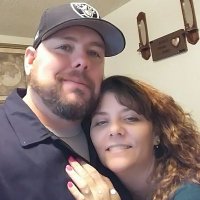 Connie Hargis (@connieb48372623) 's Twitter Profile