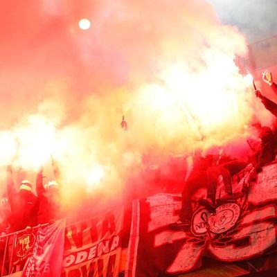 Todo lo que no está expresamente prohibido está tácticamente permitido.
SFC PRIDE