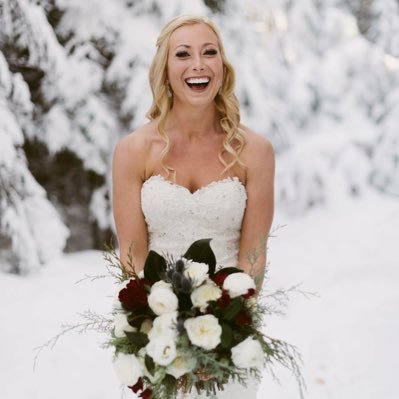 carleylin's profile picture. Ways to my heart: corgis, college football, and Chipotle. UCF Alum.