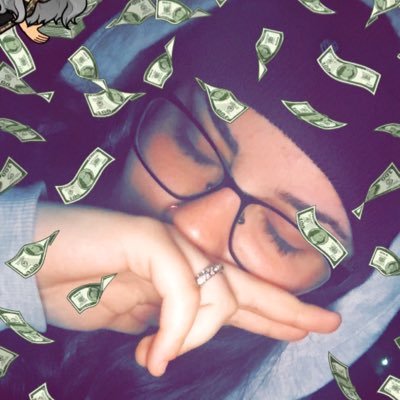 Nature🌻 Cats🐱 & Cancer♋️ ☀️☀️☀️☀️ I sexually identify as a fucking waste of time 🤷🏻♀️