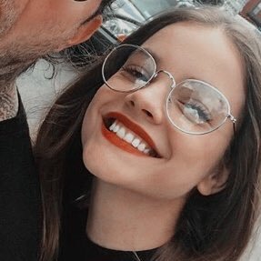 𝐒𝐜𝐚𝐫𝐥𝐞𝐭𝐭 𝐆𝐫𝐞𝐲 ↬ “𝖡𝖾 𝖼𝖺𝗋𝖾𝖿𝗎𝗅 𝗈𝖿 𝗍𝗁𝖾 𝗀𝗈𝗅𝖽𝖾𝗇 𝗀𝗂𝗋𝗅 𝗈𝖿 𝗍𝗁𝖾 𝖦𝗋𝖾𝗒 𝖿𝖺𝗆𝗂𝗅𝗒”