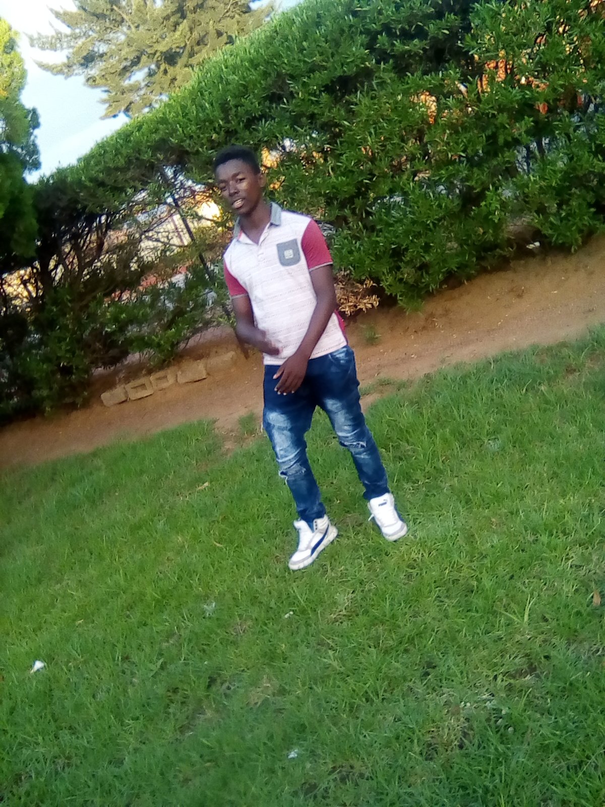 rapper/singer/dancer//
inspirational speaker//writer//soccer//baseball//rugby you follow I also will really 😎😎😎