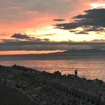 富士山　海釣り　温泉♨️  家庭菜園    ドライブなどが好きな田舎暮らしのおじさんです   よかったら話し相手になってください