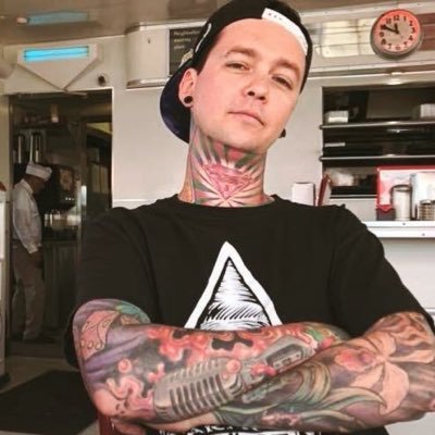 @ localbandsmokeout on YT/FB/IG/TikTok - Streams @ 4:20pm pacific Mon-Fri on Twitch - Over 73k subs on YT https://t.co/h5rRhZH03I