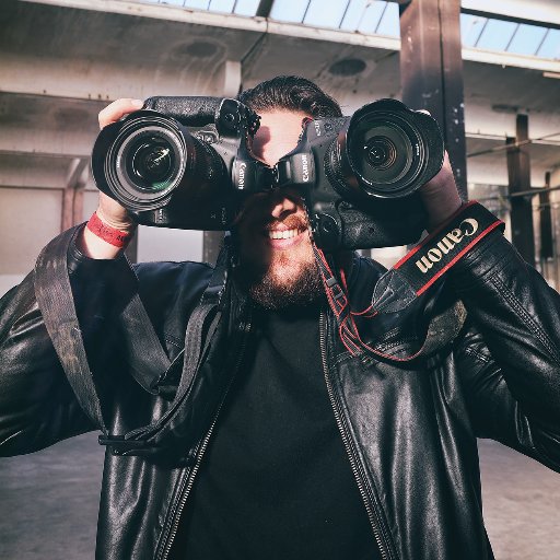 Bart_Heemskerk's profile picture. | Awesome Rock 'n Roll Photographer |