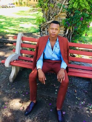 XviiEmmanuel's profile picture. I am, indeed, a king, because I know how to rule myself.👑