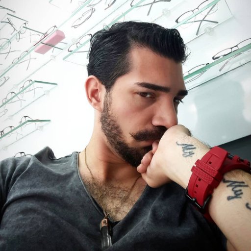 ÜSKÜDAR ÜNİVERSİTESİ OPTİSYENLİK MEZUNU.(YENİŞEHİR OPTİK/İZMİT/KOCAELİ)  ♊          https://t.co/kSJWApHfaL