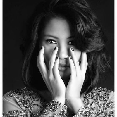 DekaHarliyah_'s profile picture. Hey STALKER !. please, don't scroll down // ambitj_