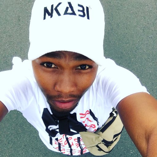 -Deep House Freak🎛️🎚️🎛️ -Lover of Self❤️ -Cream🧀 -#NKV3I Brand Official Envoy🥼 Sazo Phaka uzobona amaphela