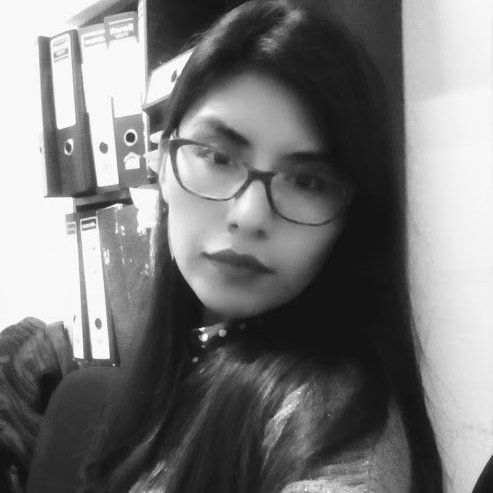 Mientras mas sencilla la gente, mas hermosa resulta...;)
Arquitecta...ayudando a construir sueños