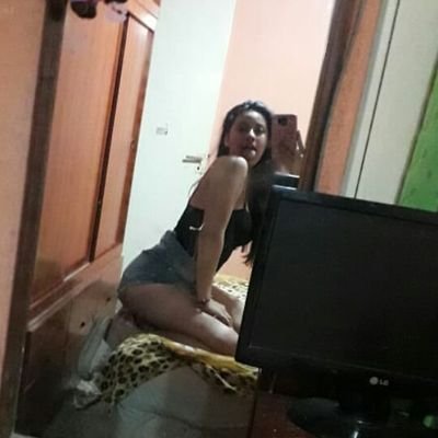 MikaelaVega11's profile picture. ig:mikavega_04