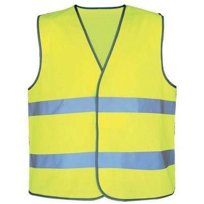 Let's take our yellow vests and join the revolt for a better future, wherever we are in the UK and let's put it in our car, on our bag when we go to work etc ✊