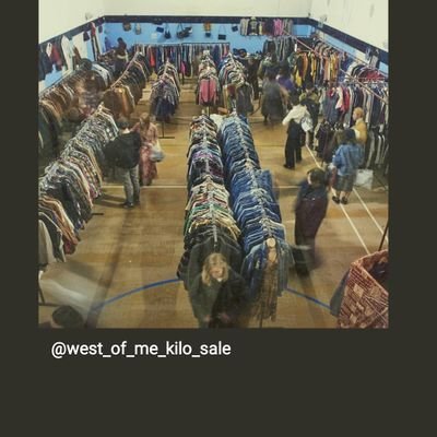 vintage clothing kilo 70s 80s 90s sold by weight at £15 per kilo,that includes all brand from sportwear to denim,leathers to sheepskins,flannel to jumpers.