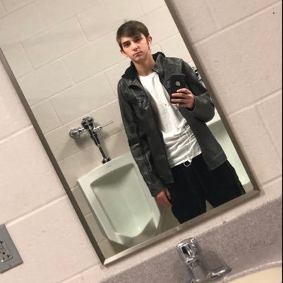 Marshal19210511's profile picture. I love my memes 🥰😍🥰 Don’t try to change your self for somebody😛😏🤨 Go hard or Go home 🏠 Nobody can do it like me😛😋