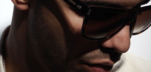 DrakeFansUnited's profile picture. 