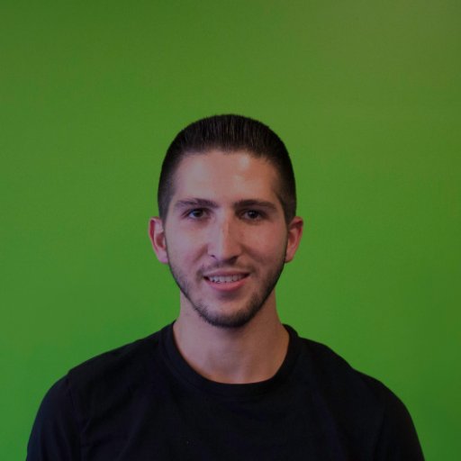 Internet Entrepreneur, Co-Founder & CTO @ https://t.co/HQDt0WxtKi