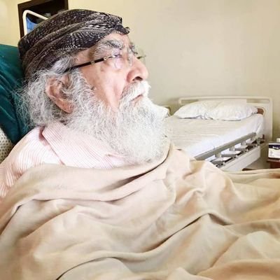 Ye Lo TwiTer Ki SaBse BeSt Cricket ID SiRF AuR SiRF cricket MsG JIsKe MsG SaB IDz CoPy Krti Hy Follow @Awan766 Se 40404