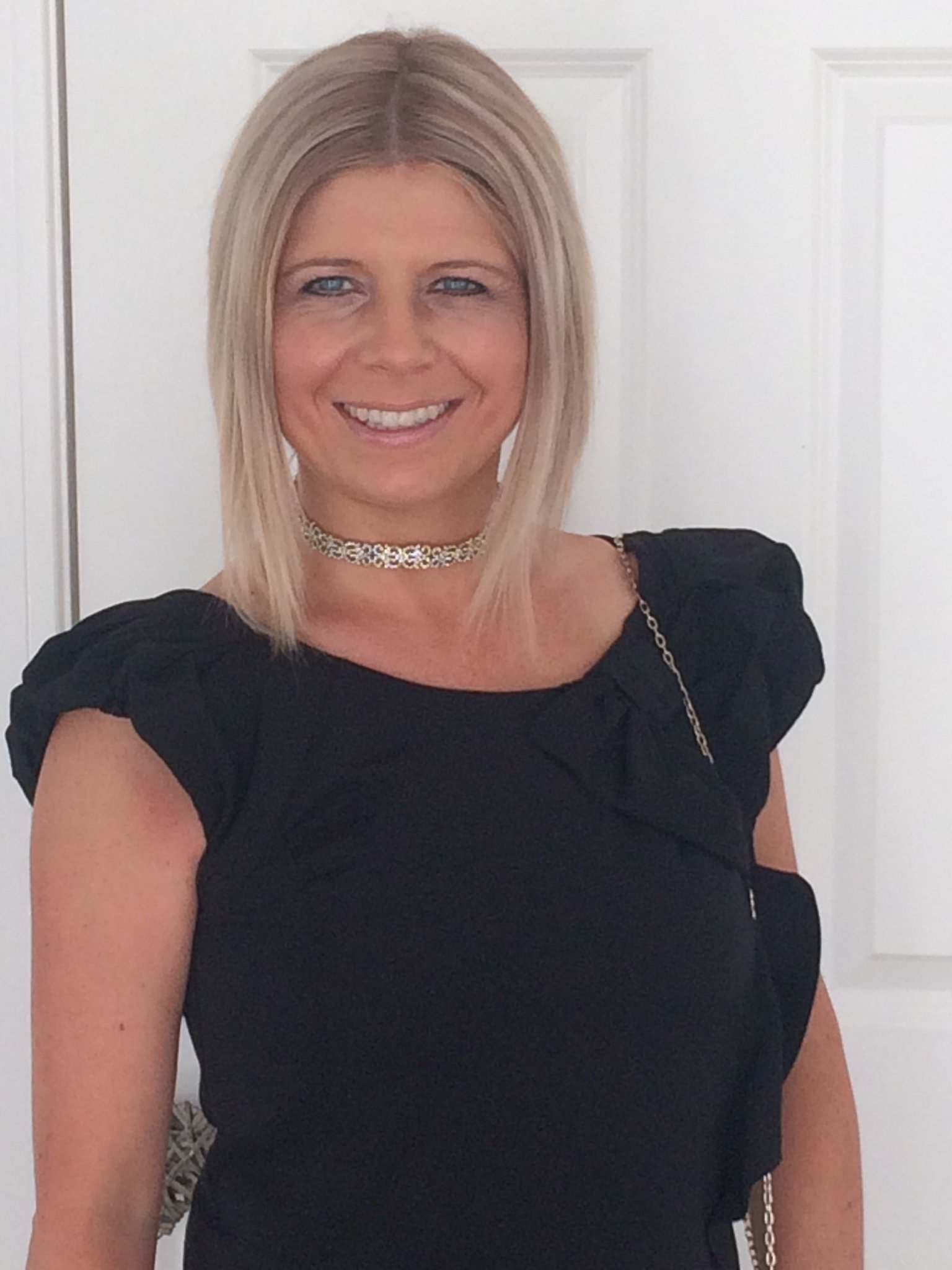 Louisaball15's profile picture. 