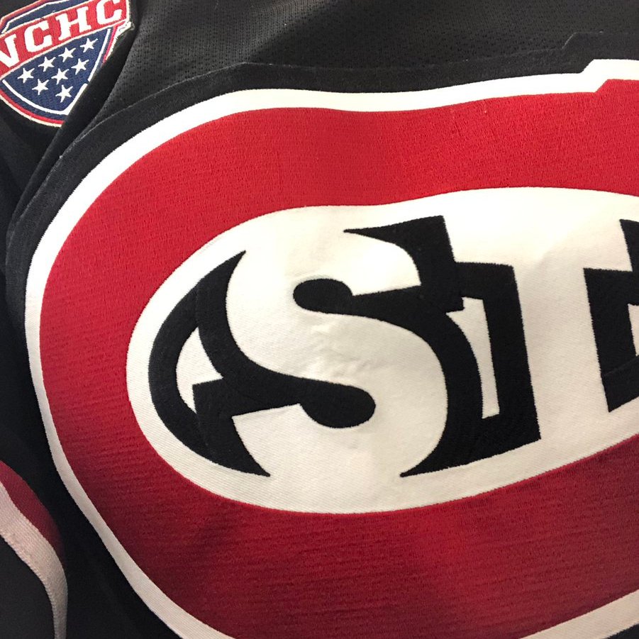 St. Cloud State Huskies hockey content and decades of images. Every Tweet has an image. https://t.co/csrMaQSrd5