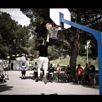 ExtohZa13's profile picture. je sais lasser mes chaussures et compter 2 par 2, comme Franklin