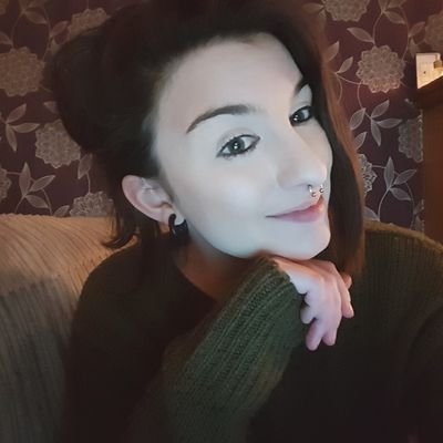 mooneclipse22's profile picture. 