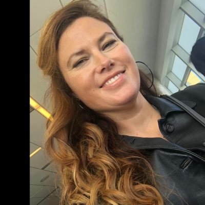 ImSharlaSimpson's profile picture.