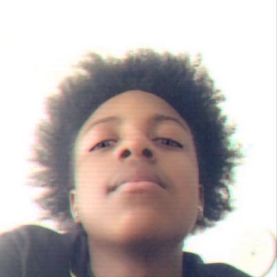 Glizzay13's profile picture. 