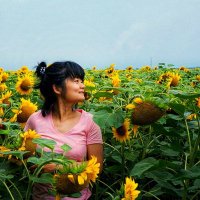Hitomi Tanikawa (@thitomin) Twitter profile photo