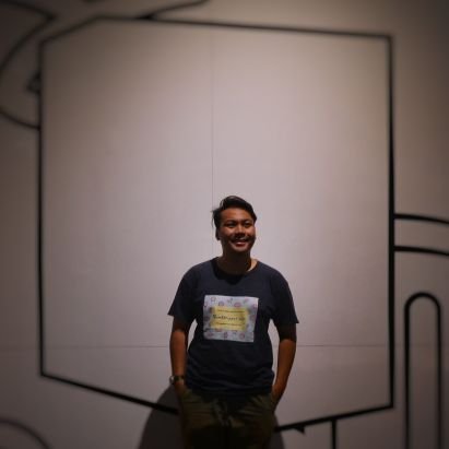 rifqimochtar's profile picture. Using #footnote for random thoughts