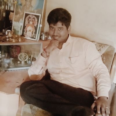 gopikri76523763's profile picture. engineer student