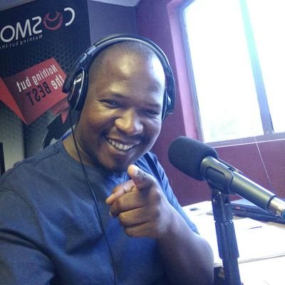 Radio Presenter l Producer l @Cosmo fm 90.5 l #Connect l Weekdays l 9-12 l@Masandawana l IG @menzi_mhlungu l