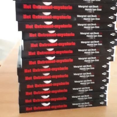 MeggyRico's profile picture. Mezelf zijn, coach, trainer, adviseur, schrijver, student. Samen met Henric van Esse auteur van MEGGY EN RICO reeks