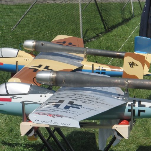 feldflieger's profile picture. The Days of Speed and Thunder  are organised by enthusiasts from the international model aeroplane scene. Here pulsejets are literally flown “Speed and Thunder”