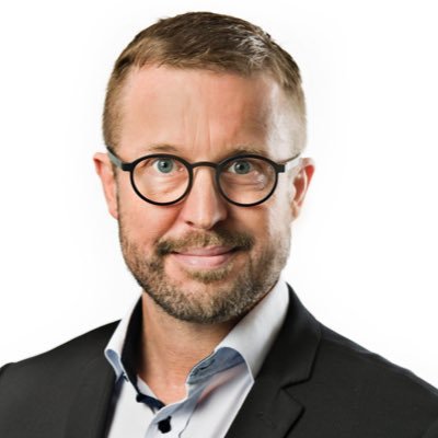thsballe's profile picture. Hospitalsdirektør på @AUHdk . Tweeter om #sundhed og #sundpol med @RegionMidt som udgangsspunkt