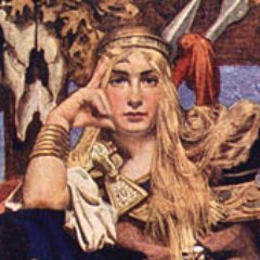 Königin der Westaargaus, mit Ambitionen auf den Ostoberaargau.
Mangels regulärem Einkommen Influencerin geworden.
Und nun drohen meine Memoiren.