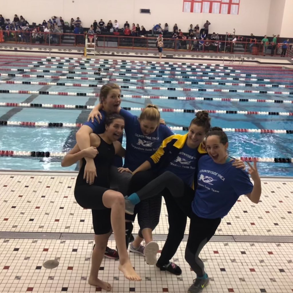 MadelynGrooms's profile picture. shs swimming ‘20 • bob ross enthusiast