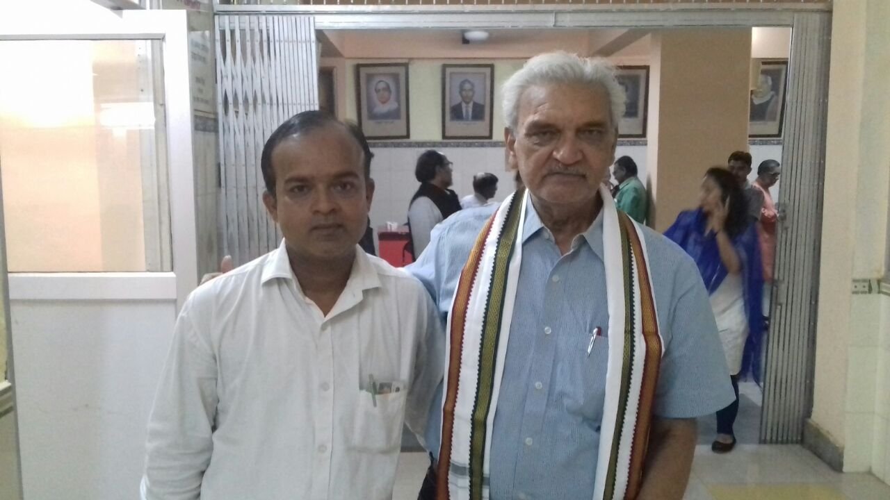 karmbeer20's profile picture. Journalist