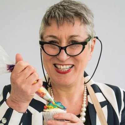 GBBO contestant 2018 #GBBO @karenwrightbake on instagram!
A self taught baker, a stalker of French Patisserie window displays, a lover of a stripe or sequin