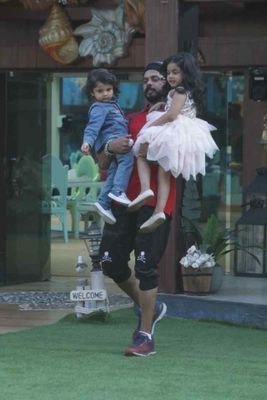 HirVid's profile picture. sreesanth fan 
love sree family
sree santh for win