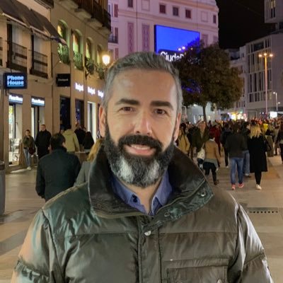 Cuidados69's profile picture. Máster en Enfermería. Gestor de Cuidados del área de Traumatología en la Agencia Pública Sanitaria Poniente (El Ejido, Almería)