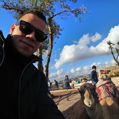 JonathanJosuePe's profile picture. Ingeniero de Sistemas de profesión y Magister en sistema de computadores.

Amante de la cultura general, futbol.