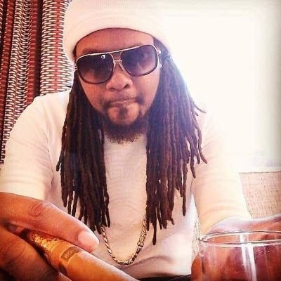 President and CEO of the Shamarcus Dickinson Corporation
https://t.co/bVAikbI7Wy
https://t.co/Tj7Agub73I