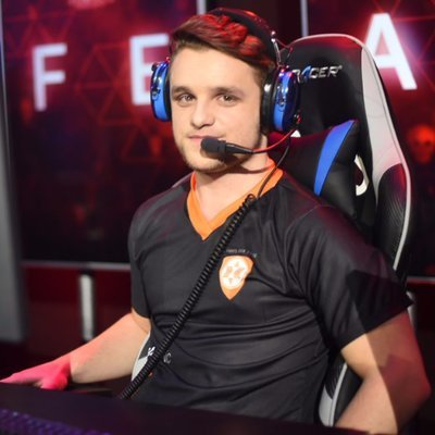 NicHeroes's profile picture. streaming video games at https://t.co/VGrrNJGMxo