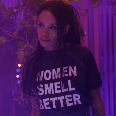 overthinker - underachiever - overwhelmed             

            a mulher mais triste do mundo 🏳️‍🌈