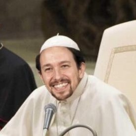 SingingDubs's profile picture. 