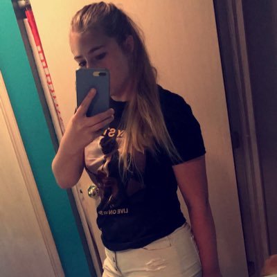 BethBaumann2's profile picture. MSU 21’ SC:beth-baumann