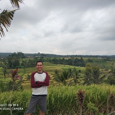 genijayaa's profile picture. Just ordinary boy who want to be a King of Bikini Bottom